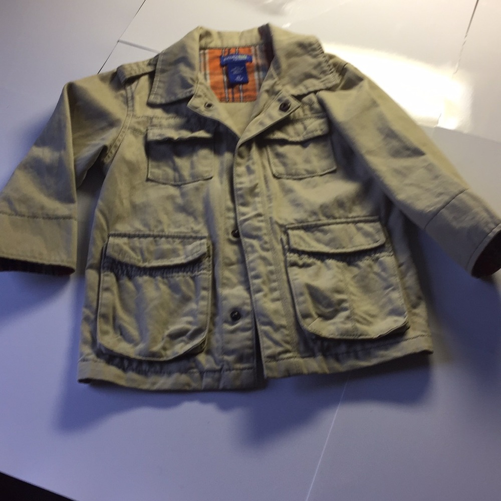 Light long sleeve coat 3T OshKosh